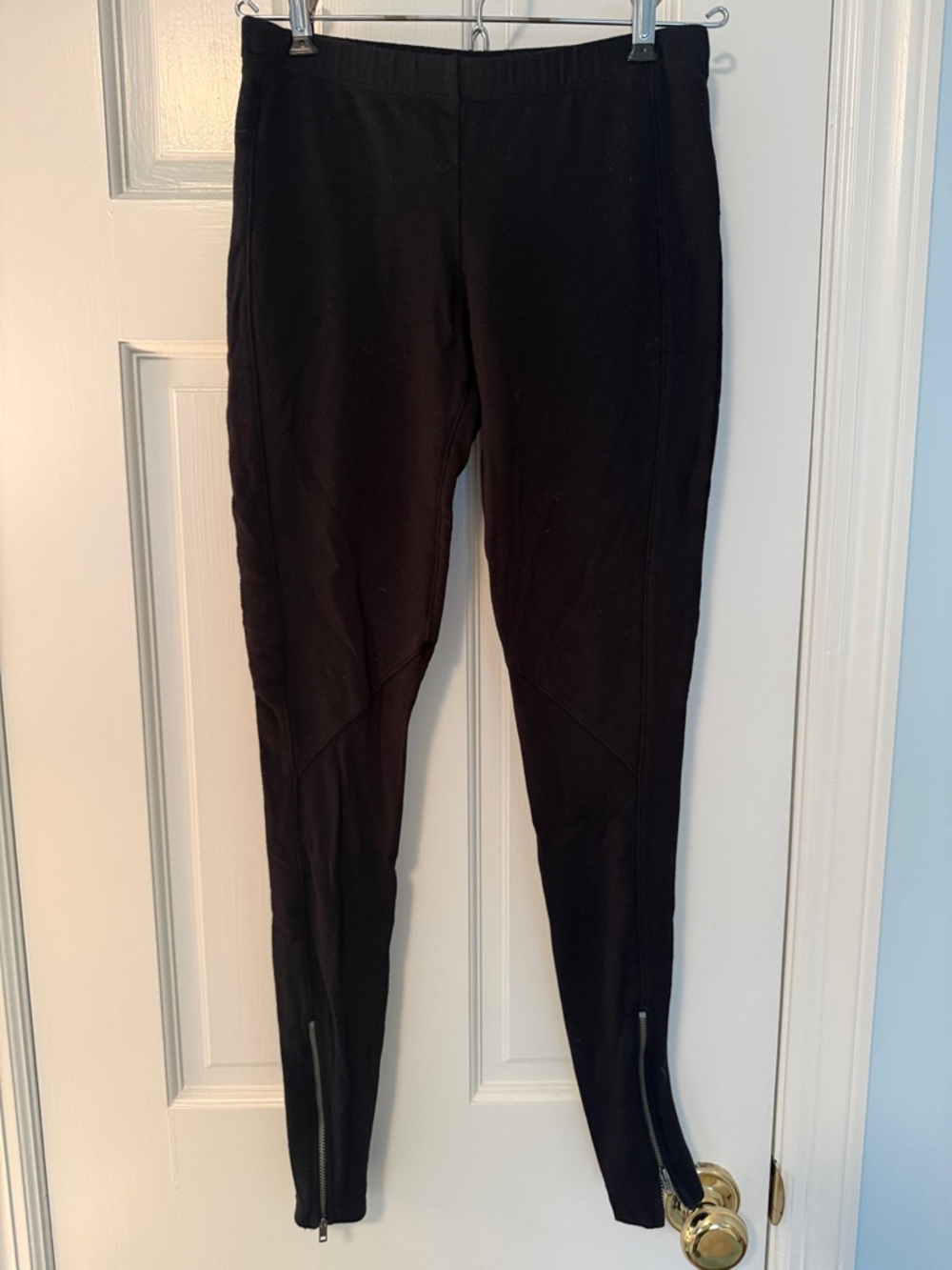 Splendid Black Zip-Hem Stretch Leggings